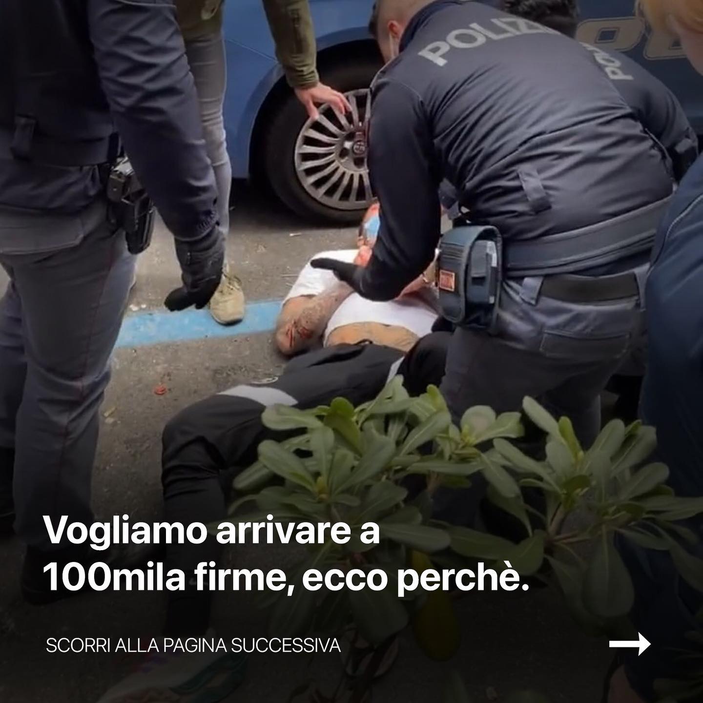 Fabrizio Corona Vogliamo arrivare a 100mila, ecco perchè.
La grande visibilità di Fabrizio Coro...