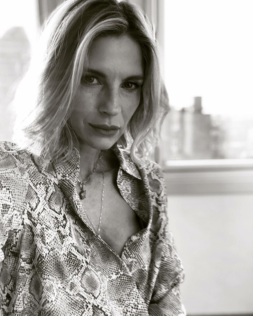 Martina Colombari, Questa sono IO !… su Instagram delizia i suoi fan