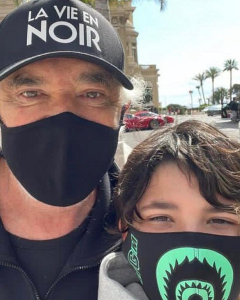Flavio Briatore, Buona Domenica a voi tutti da me e… su Instagram per i suoi fan