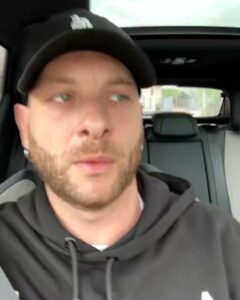 Fabrizio Corona, Clementino… su Instagram stupisce i suoi fan