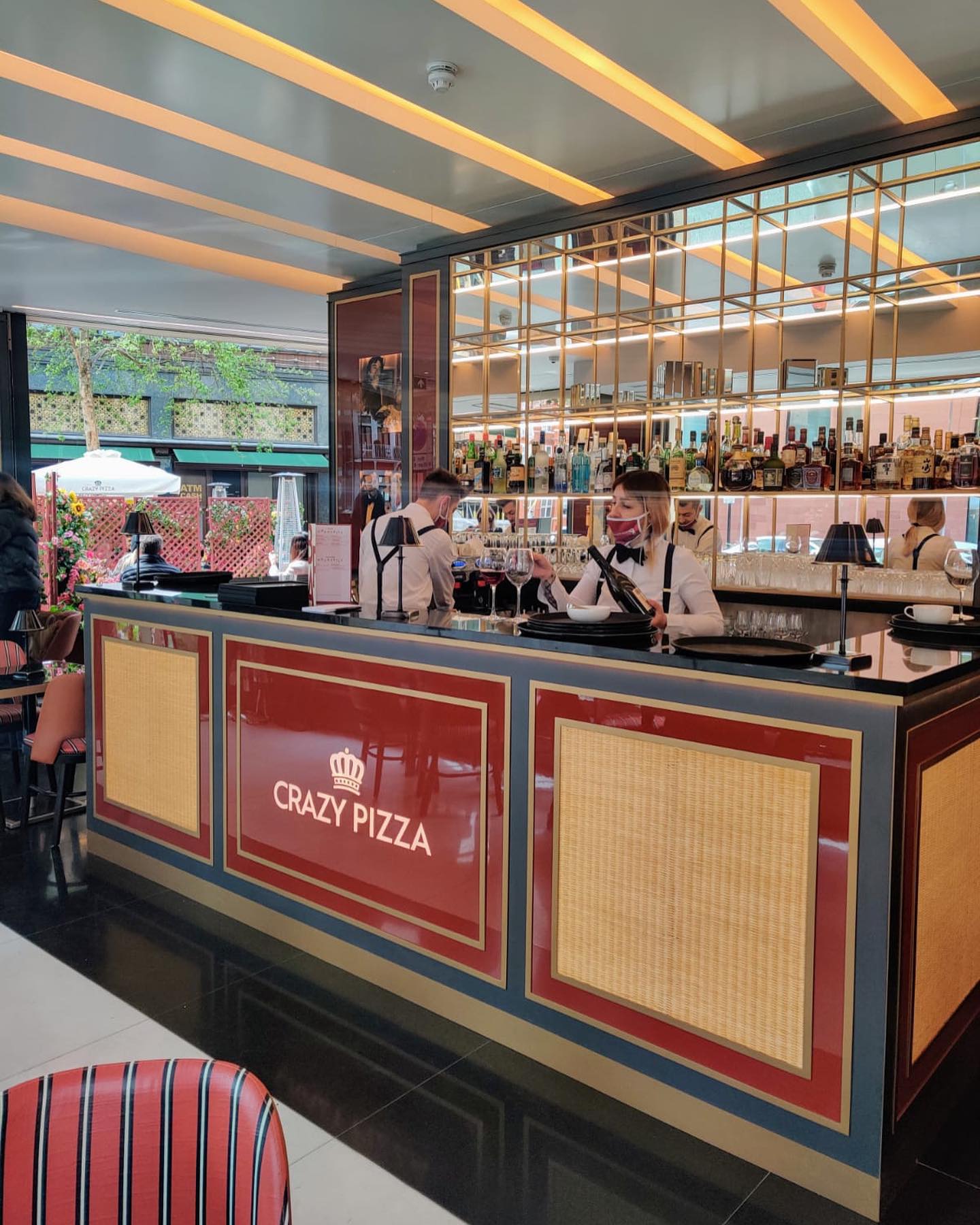 Flavio Briatore Oggi finalmente si apre nella splendida location a Knightsbridge di fronte ad ...