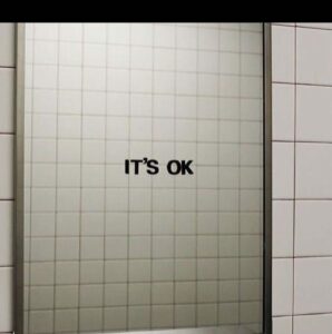 Cari amici, oggi parleremo di una icona glamour della televisione italiana: la splendida Elisabetta...