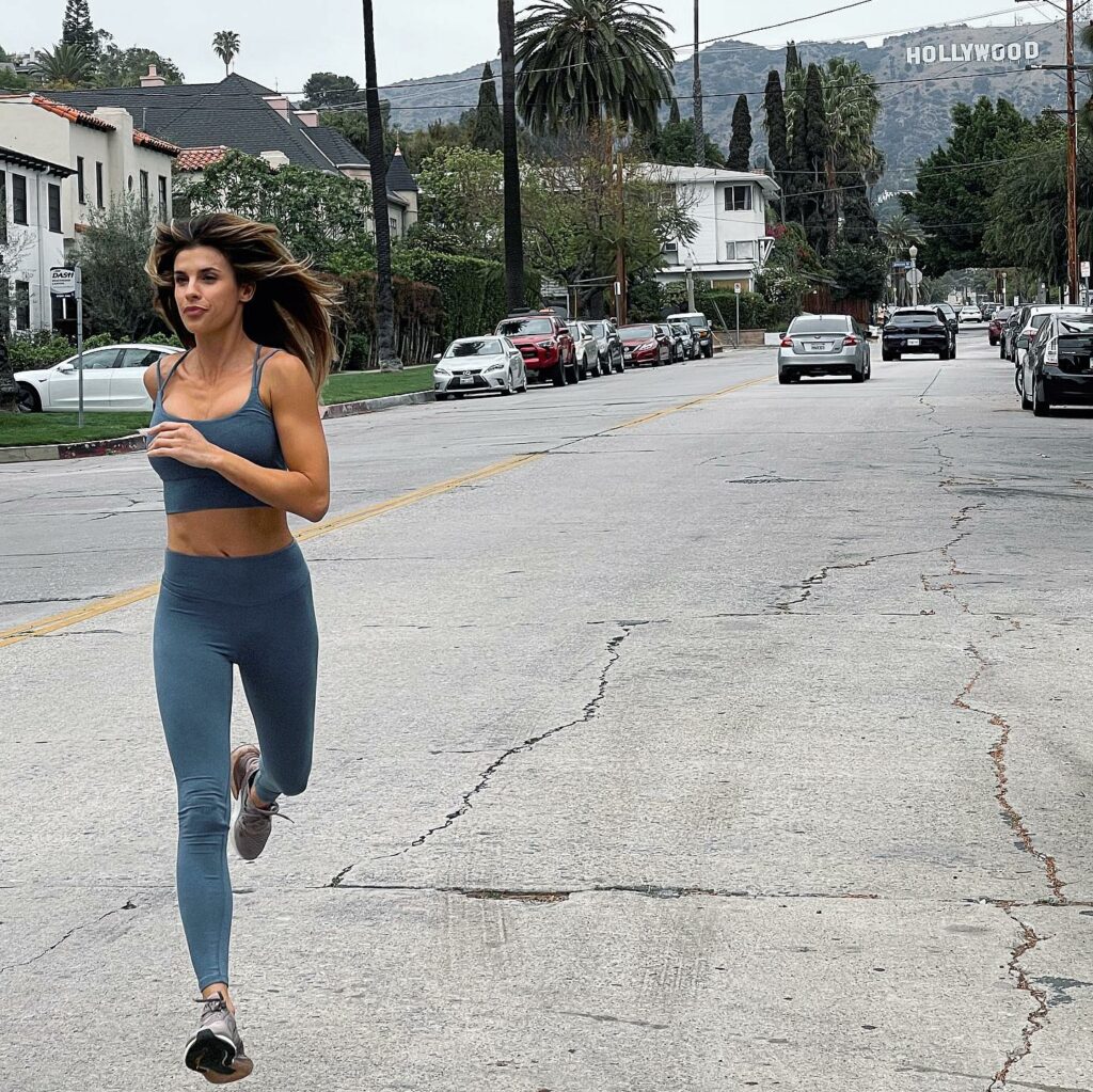 Elisabetta Canalis, All day long with IN ACTION collection by… su Instagram delizia i suoi fan