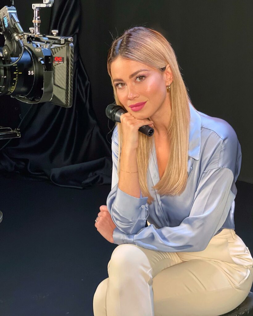 Diletta Leotta, At work!… su Instagram per i suoi fan