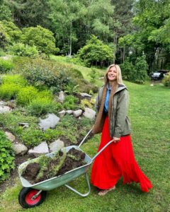 Martina Colombari, Misura la felicità con quello che fai… su Instagram incanta i suoi fan