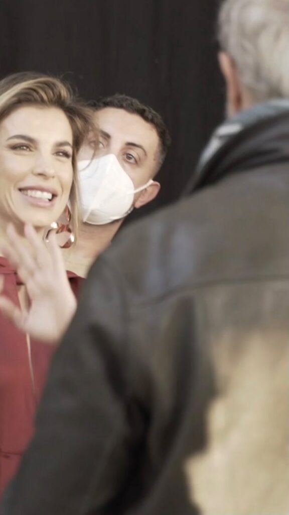 Elisabetta Canalis, Ciao ragazzi, finalmente è uscita la mia campagna per San Benedetto ,spero che v… su Instagram per i suoi fan
