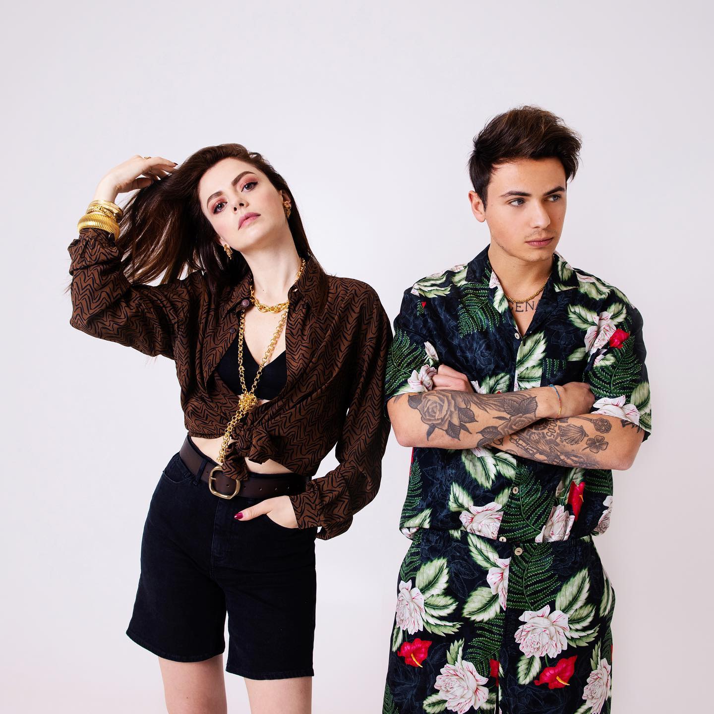 Annalisa Sorpresa
Movimento Lento feat fuori a mezzanotte
A volte ritornano...