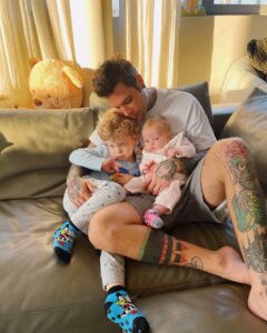 Fedez, Amori miei… su Instagram delizia i suoi fan