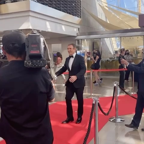 Elisabetta Gregoraci RED CARPET for the
A special thanks to
My dress...