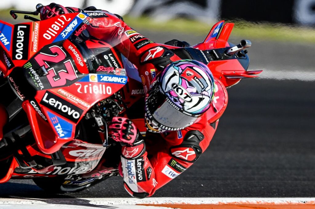 Dettaglio di Bastianini Enea ITA Ducati Lenovo Team Ducati durante il warm up del Gran Premio di...