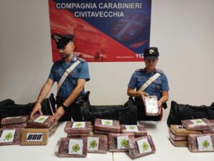 3 arresti al porto di Civitavecchia con 51 chili di cocaina in auto