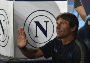 Il Napoli trionfa ai rigori in Coppa Italia, Cesena batti Verona