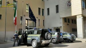 Le Fiamme Gialle di Palermo hanno eseguito un'operazione con due arresti e il sequestro di oltre 1,5...