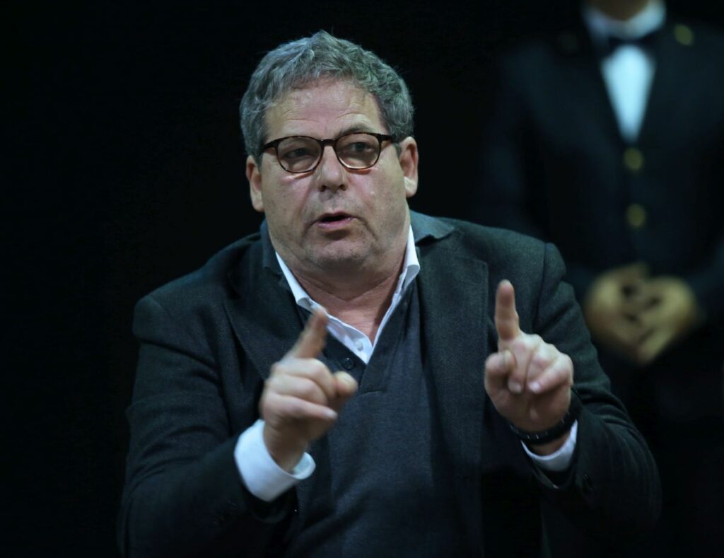 Il Presidente dell'Ars, Gianfranco Miccichè, ha aderito al Movimento per l'Autonomia di Raffaele...