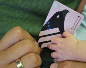 Il tifoso abbonato più giovane d'Italia è Andrea Muratore, nato a Palermo il 19 agosto alle 14.10 e...