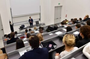 Secondo i dati di Eurostat, i laureati maltesi hanno la maggior probabilità in Europa di trovare...