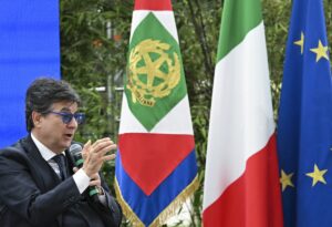 Il Presidente del Cip, Luca Pancalli, si prepara per i Giochi Paralimpici di Parigi 2024 con grande...