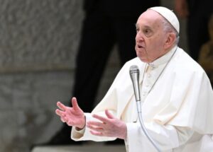 Papa: La situazione della terza guerra mondiale sembra inarrestabile e frammentata