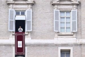 Il Papa Francesco ha espresso preoccupazione per i combattimenti in Ucraina e in Russia, temendo per...