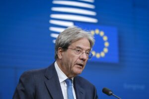 La disinformazione online come minaccia per le democrazie secondo Gentiloni