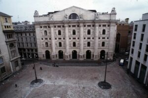 Piazza Affari chiude in aumento, Ftse Mib +0,52%