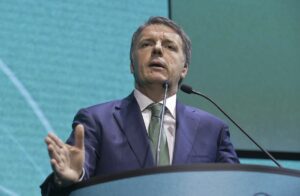 Italia Viva: Renzi invita a ascoltare idee di tutti, senza vittimismi