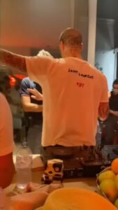 Fabrizio Corona, 10 fa giorni sono stato denunciato per aggressione a pubblico ufficiale soltanto… su Instagram per i suoi fan