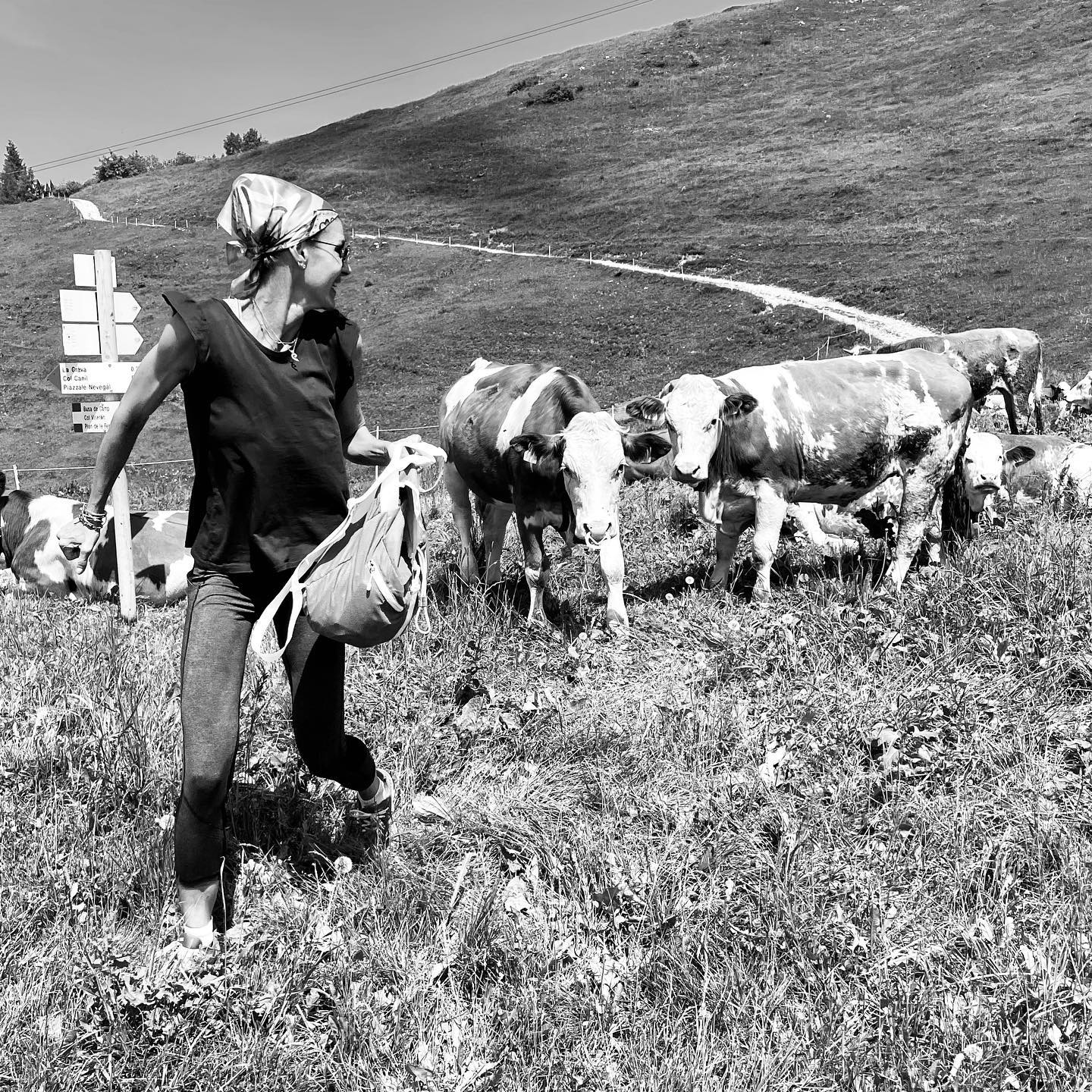 Martina Colombari Let’s return to feel.
Let’s go back to nature.
Let’s go back to love....