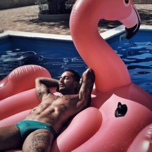 Fabrizio Corona, il re del gossip italiano, l'uomo che ha fatto della cronaca rosa la sua personale...