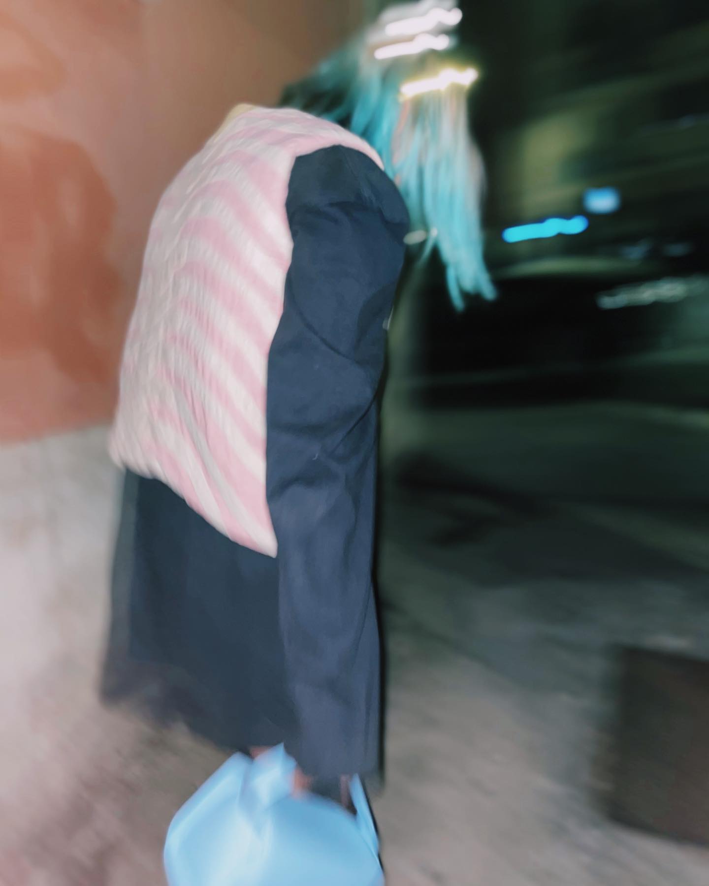 Rose Villan RMA
thank you so much // for my custom piece !!!...