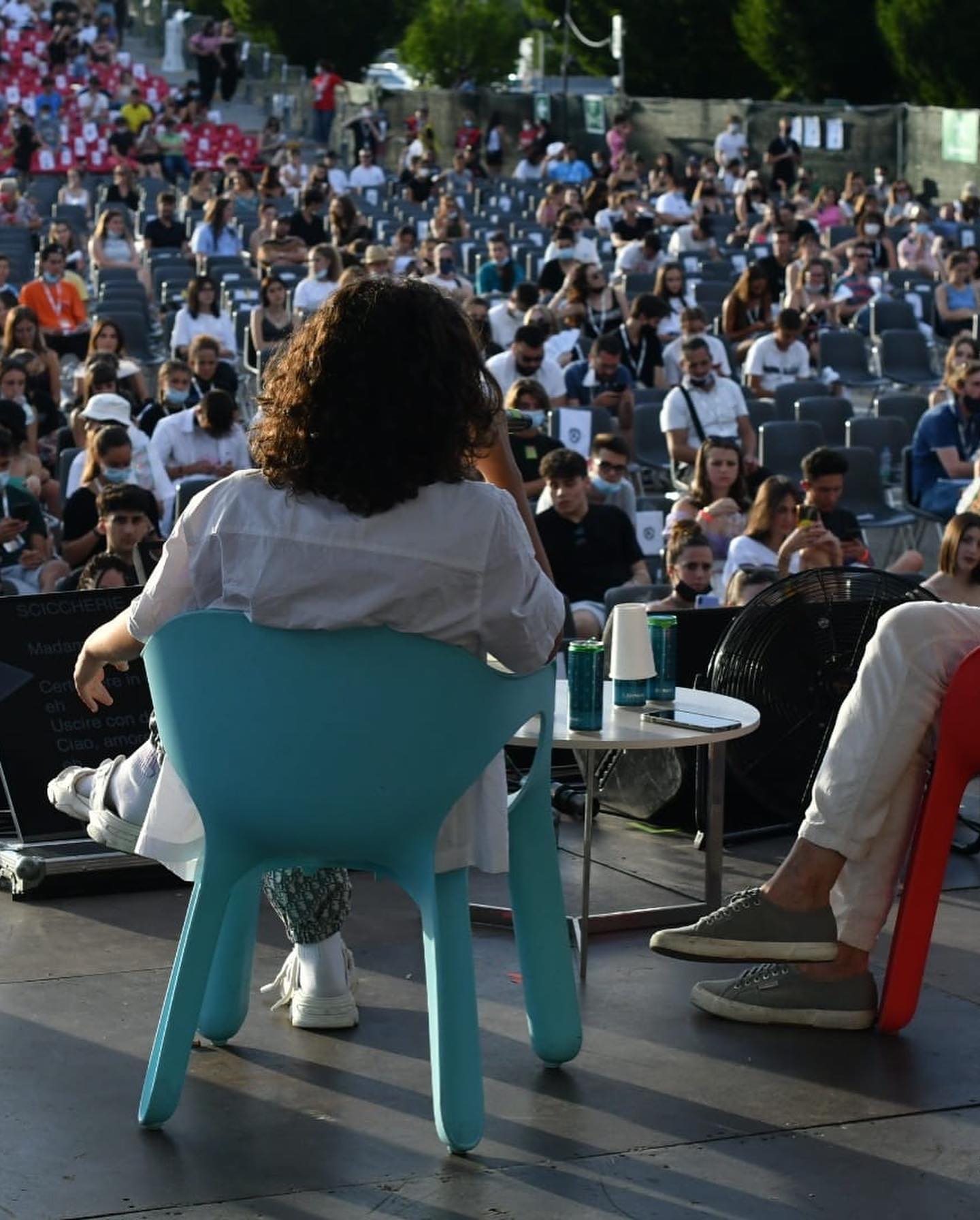 Madame grazie e a tutti i presenti, love...