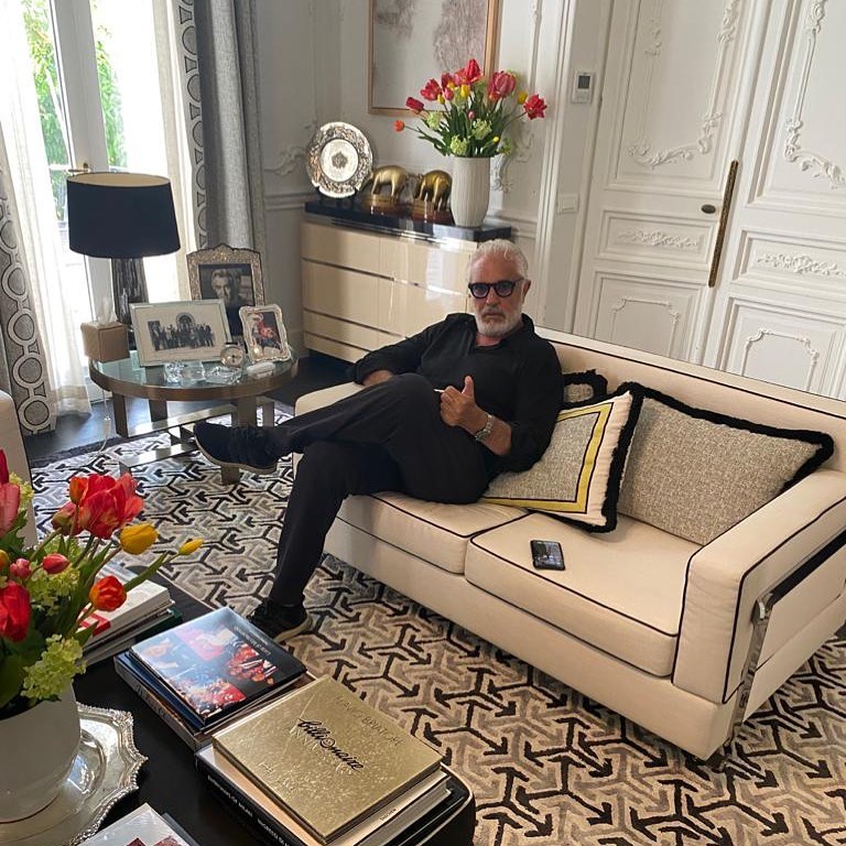 Flavio Briatore Buona giornata a tutti!...