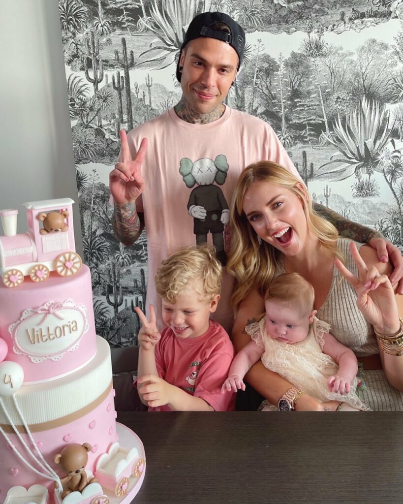 Fedez, 4 mesi della nostra Vittoria… su Instagram incanta i suoi fan