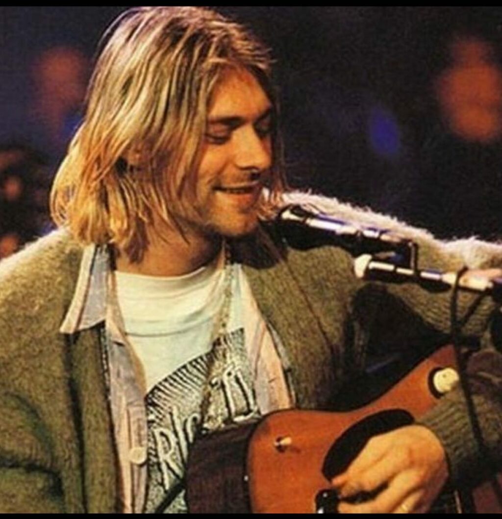 Ma chi è questo personaggio così discusso e controverso del panorama italiano? Fabrizio Corona, noto...