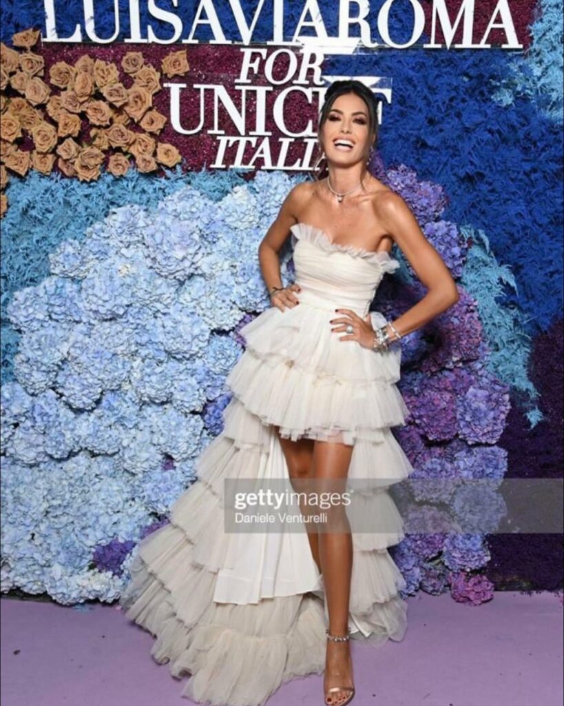 Elisabetta Gregoraci, About last night:  for  Summer Gala in Capri… su Instagram saluta i suoi fan