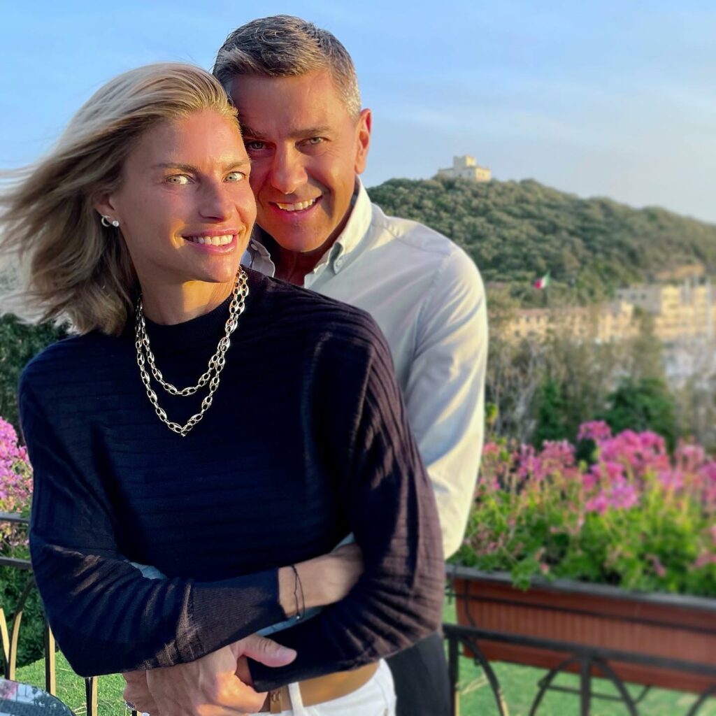 Martina Colombari, Sempre uniti… su Instagram per i suoi fan