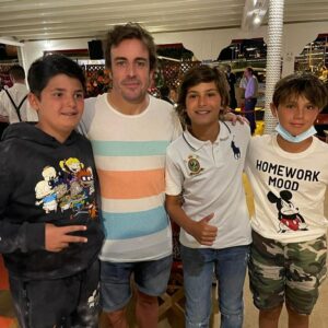 Flavio Briatore, con i suoi fans:    e Giuseppe al… su Instagram incanta i suoi fan