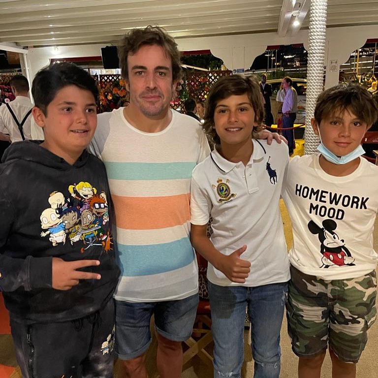 Flavio Briatore con i suoi fans: e Giuseppe al...