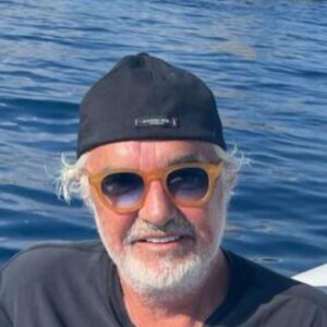 Flavio Briatore, Buona domenica a tutti… su Instagram fa innamorare i suoi fan