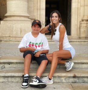 Elisabetta Gregoraci, Noi on tour… su Instagram delizia i suoi fan