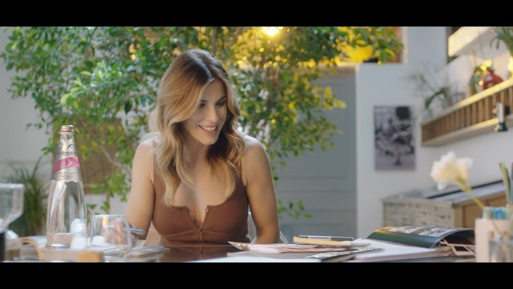 Elisabetta Canalis Uno dei miei preferiti 

One of my favorite commercials for my favorite water...