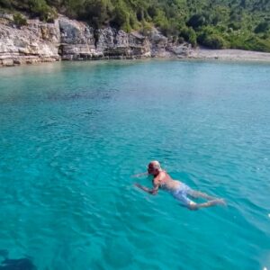 Flavio Briatore, Momenti di relax prima di ripartire con i nostri progetti…siete riusciti anche… su Instagram per i suoi fan