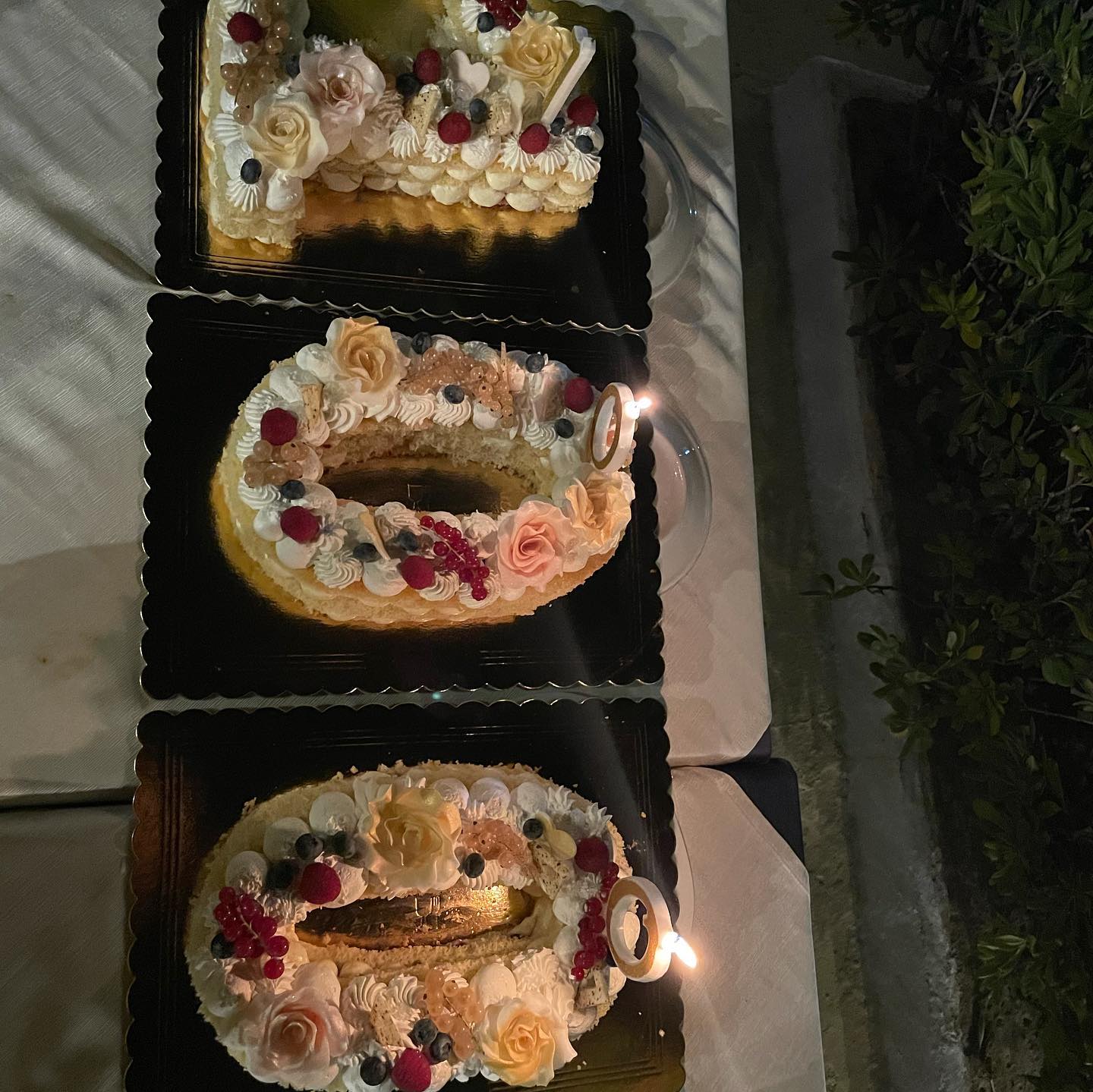 Elisabetta Gregoraci Tantissimi auguri nonnina mia: sono 100.. Che traguardo bellissimo..che Dio ti ...