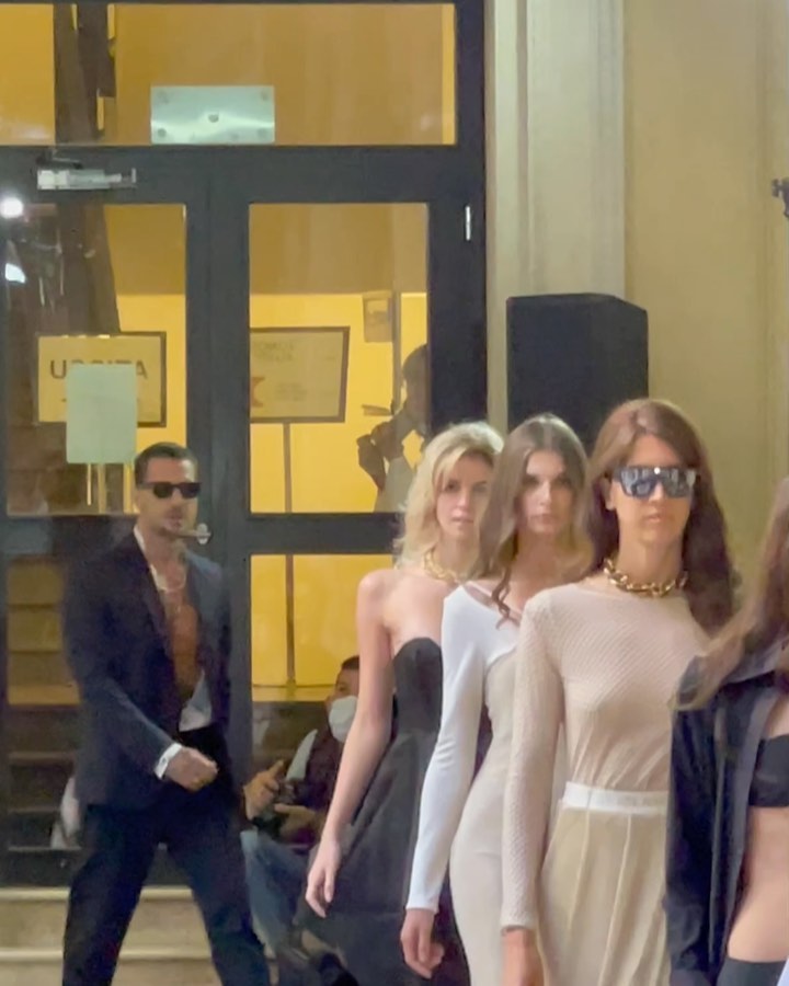 In un mondo fatto di selfie, filtri Instagram e faccendieri della cronaca rosa, c'è uno che spicca...