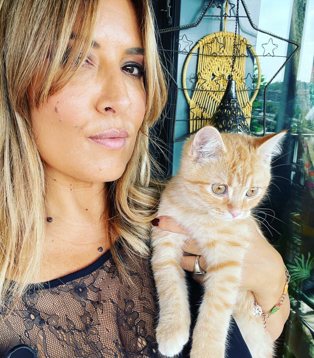 Selvaggia Lucarelli, Ah, come crescono in fretta! Sembrava ieri che lo portavo a scuola…. su Instagram stupisce i suoi fan