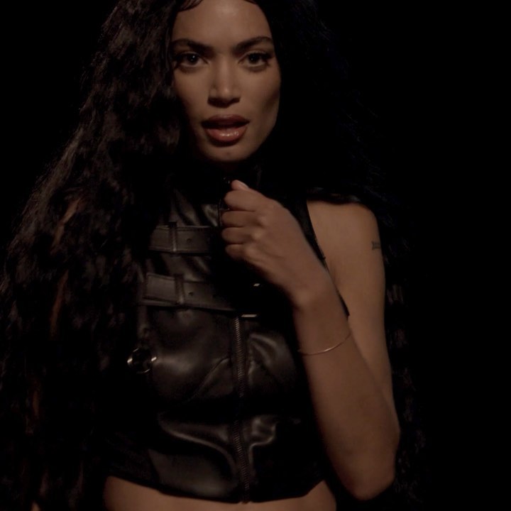 Elodie, Il visual video di Vertigine è fuori su Youtube… su Instagram incanta i suoi fan