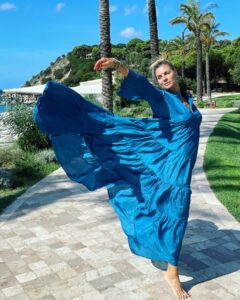 C'era una volta una bellissima e affascinante principessa di nome Martina Colombari. Il suo sorriso...