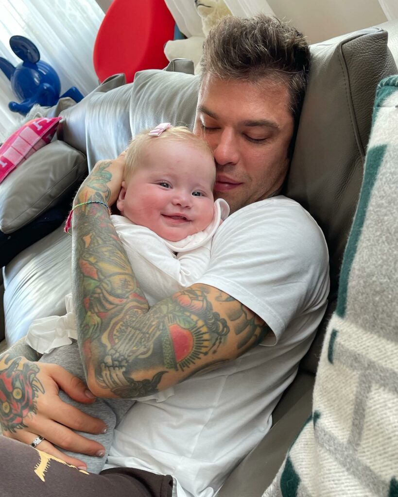Fedez, La mia piccola Majin Bu… su Instagram “fa impazzire” i suoi fan