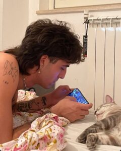 Siete pronti a tuffarvi nell'universo scanzonato e colorato di Selvaggia Lucarelli? La regina del...