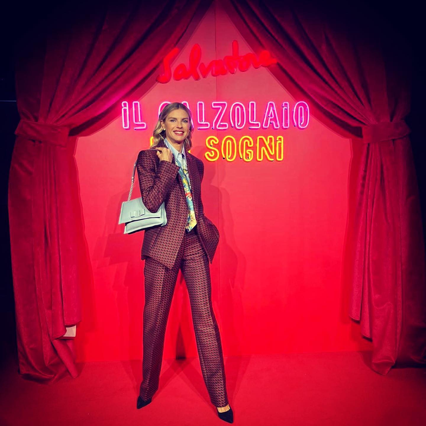 Martina Colombari Sognare in grande, senza paura, credere  in noi stessi e nel nostro valore, impe...